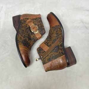 Spring Step L'Artiste Georgiana  Multicolor Leather Ankle Boots